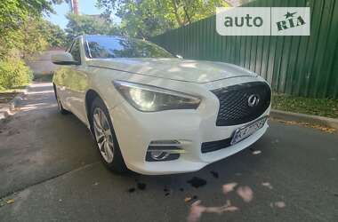 Седан Infiniti Q50 2013 в Києві