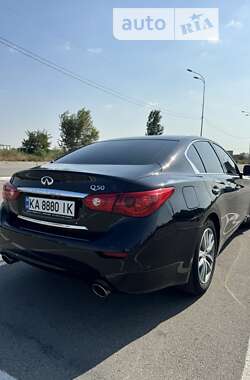 Седан Infiniti Q50 2014 в Киеве