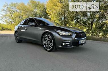 Седан Infiniti Q50 2014 в Дніпрі