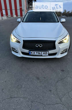 Седан Infiniti Q50 2015 в Харькове