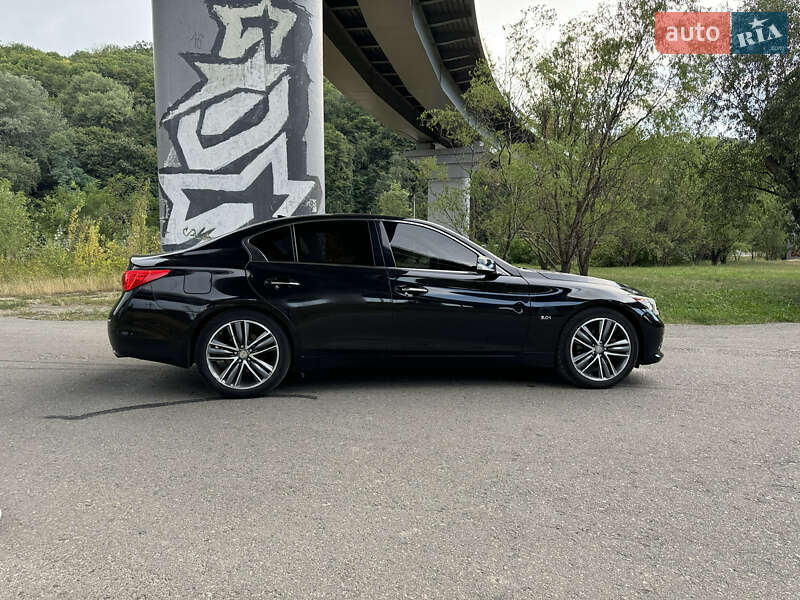 Седан Infiniti Q50 2016 в Києві