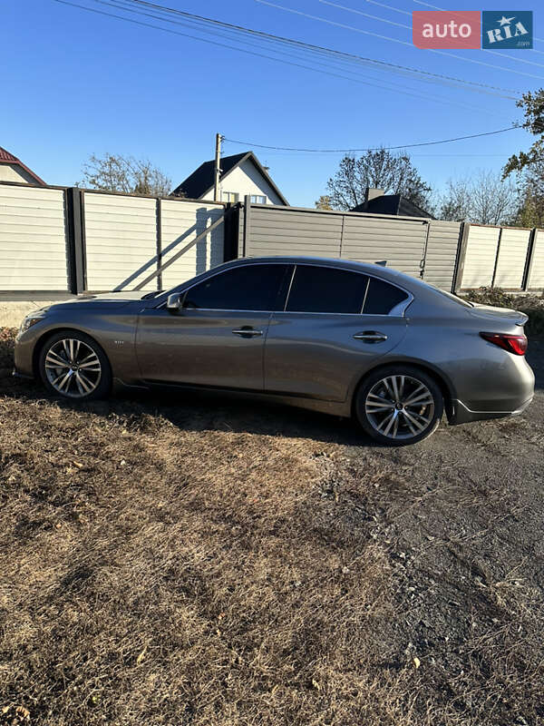 Седан Infiniti Q50 2019 в Нововолинську