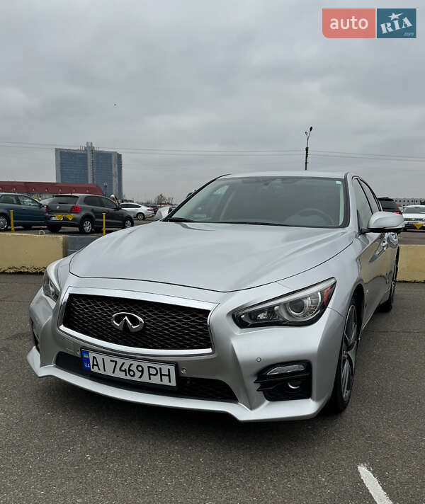 Седан Infiniti Q50 2016 в Киеве