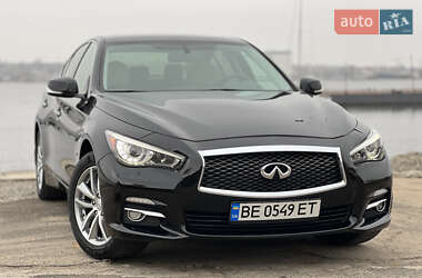 Седан Infiniti Q50 2015 в Николаеве