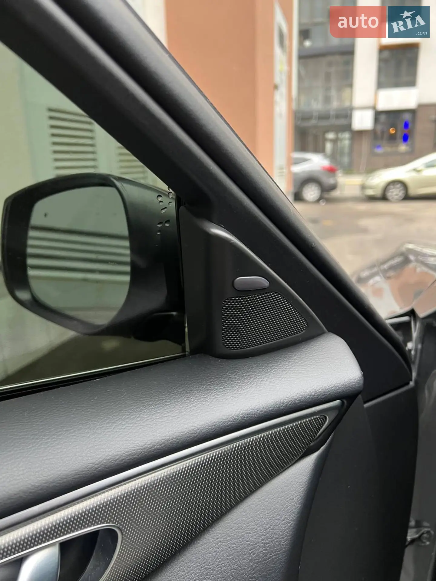 2017 Infiniti Q50 - мініатюра 11