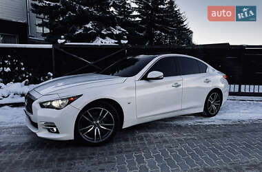 Седан Infiniti Q50 2015 в Тернополе