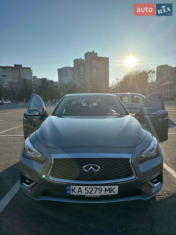 Седан Infiniti Q50 2019 в Киеве