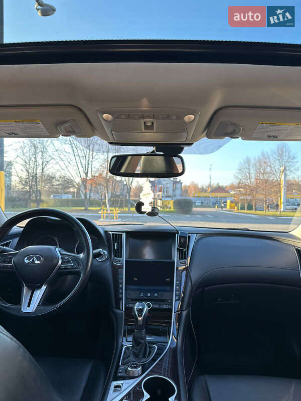 Седан Infiniti Q50 2019 в Киеве