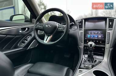 Седан Infiniti Q50 2017 в Дніпрі