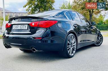 Седан Infiniti Q50 2016 в 