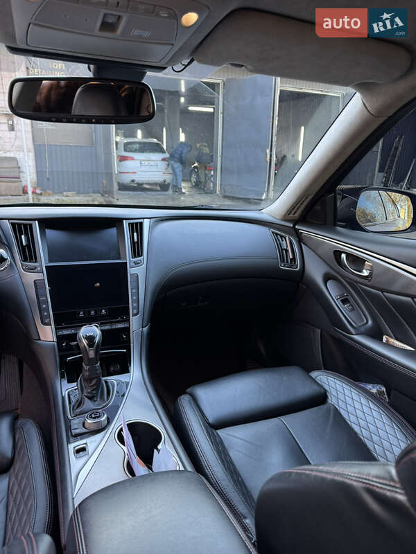 Седан Infiniti Q50 2018 в Києві