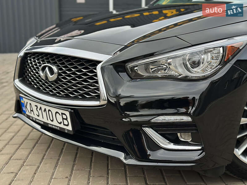 Седан Infiniti Q50 2017 в Киеве