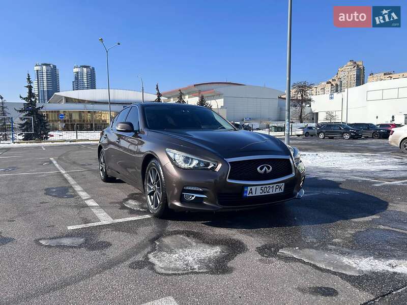 Infiniti Q50 2017
