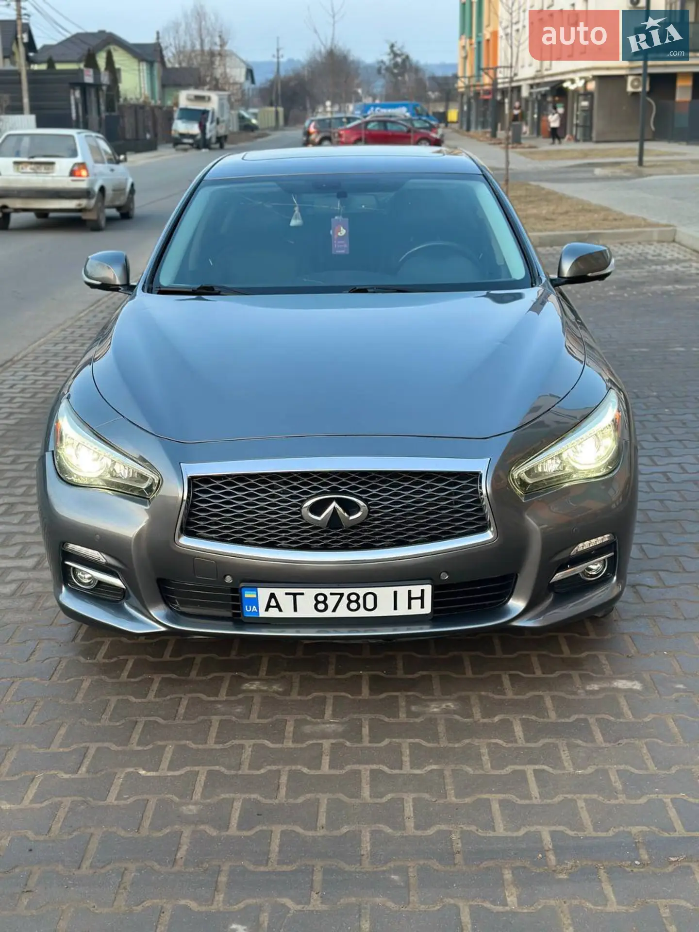2016 Infiniti Q50 - мініатюра 2
