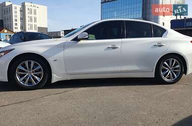 Седан Infiniti Q50 2013 в Киеве