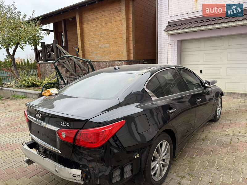 Седан Infiniti Q50 2016 в Києві