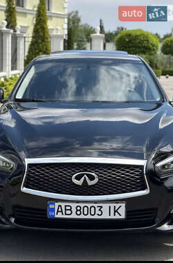 Седан Infiniti Q50 2016 в 