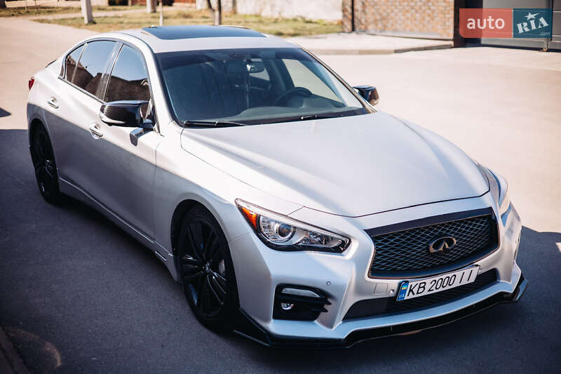 Infiniti Q50 2014