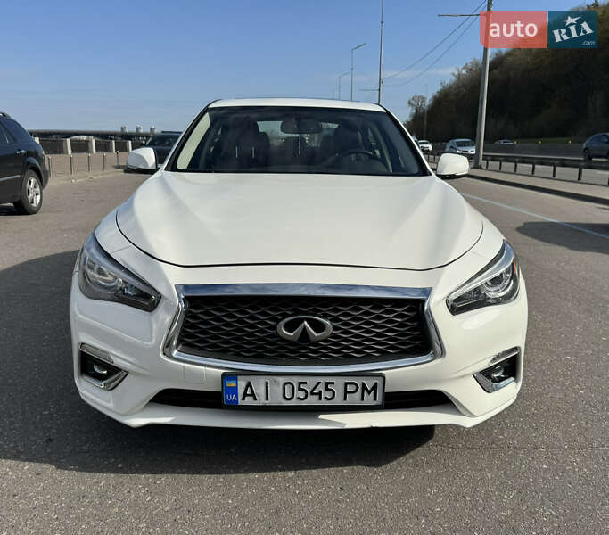Infiniti Q50 2019