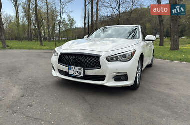 Седан Infiniti Q50 2016 в 