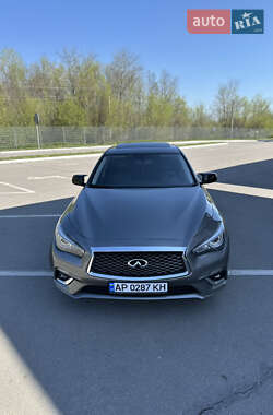 Седан Infiniti Q50 2017 в 