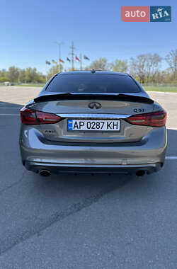 Седан Infiniti Q50 2017 в 