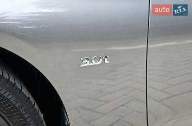 Седан Infiniti Q50 2017 в 