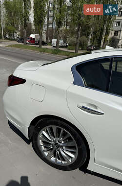 Седан Infiniti Q50 2021 в 