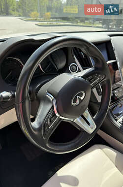 Седан Infiniti Q50 2021 в 