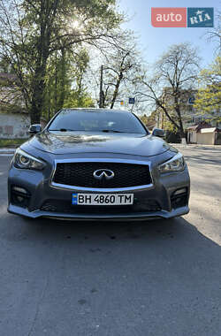 Седан Infiniti Q50 2016 в 