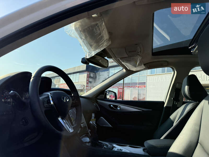 Седан Infiniti Q50 2024 в Кривом Роге