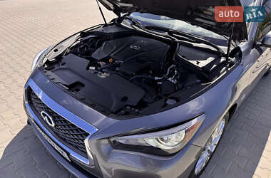 Седан Infiniti Q50 2019 в 