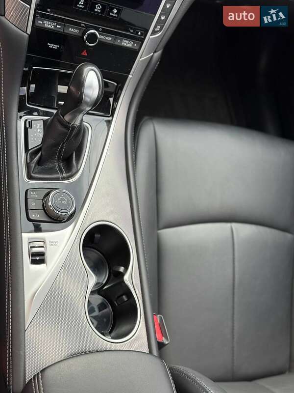 Седан Infiniti Q50 2017 в Тернополі