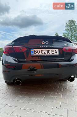 Седан Infiniti Q50 2017 в 