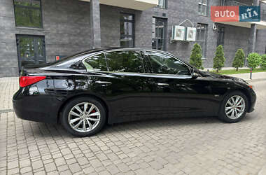 Седан Infiniti Q50 2016 в 