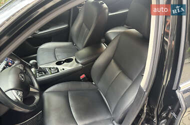 Седан Infiniti Q50 2016 в 