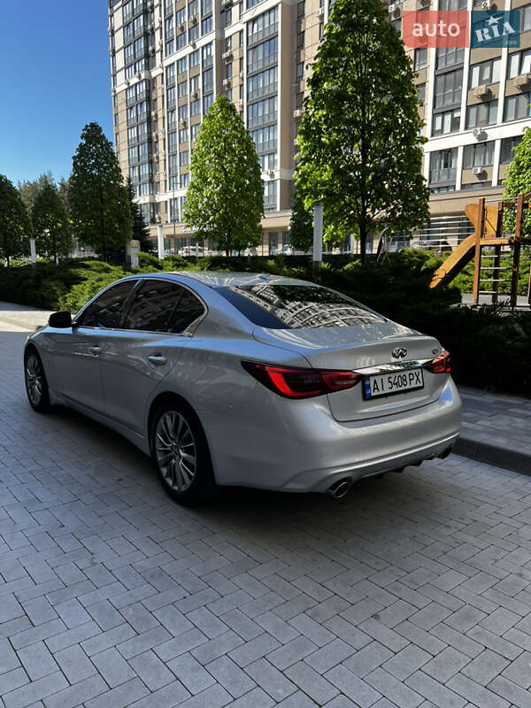 Седан Infiniti Q50 2018 в Ірпені