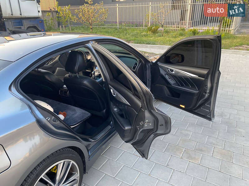 Седан Infiniti Q50 2015 в Черкасах