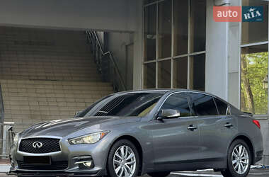 Седан Infiniti Q50 2017 в 