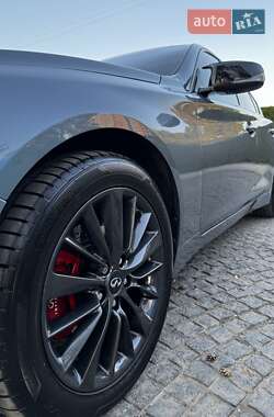 Седан Infiniti Q50 2019 в 