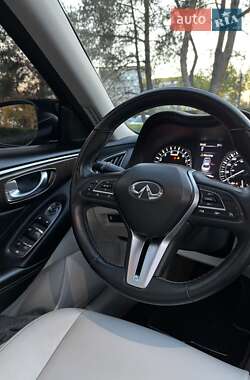 Седан Infiniti Q50 2019 в 