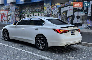 Седан Infiniti Q50 2018 в 