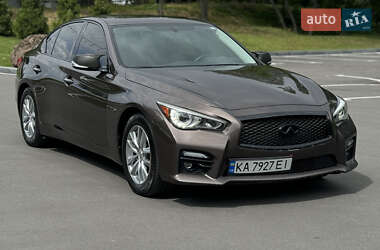 Седан Infiniti Q50 2016 в 