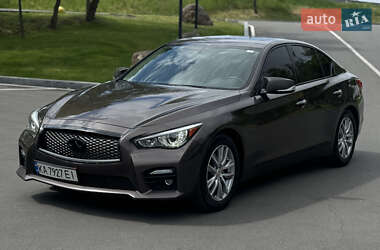 Седан Infiniti Q50 2016 в 