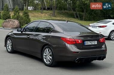 Седан Infiniti Q50 2016 в 