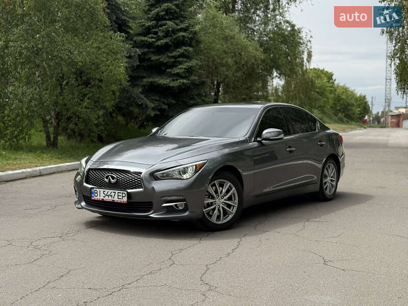 Infiniti Q50 2016