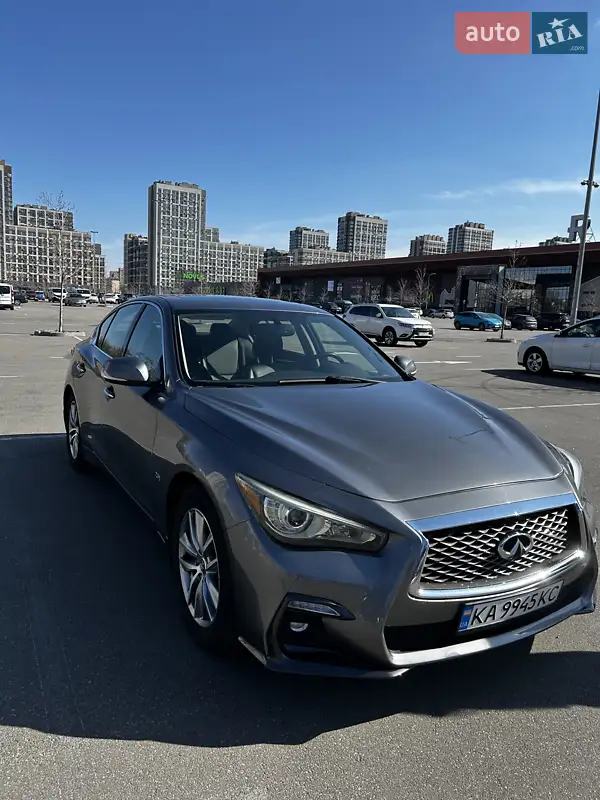 Infiniti Q50