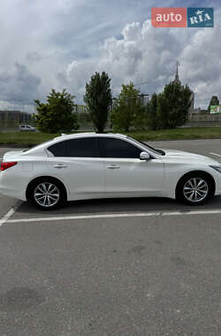 Седан Infiniti Q50 2017 в Киеве