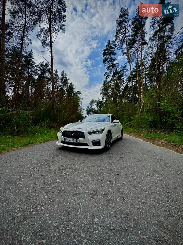 Infiniti Q50