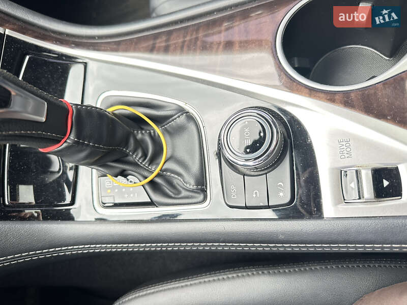 Седан Infiniti Q50 2018 в Киеве